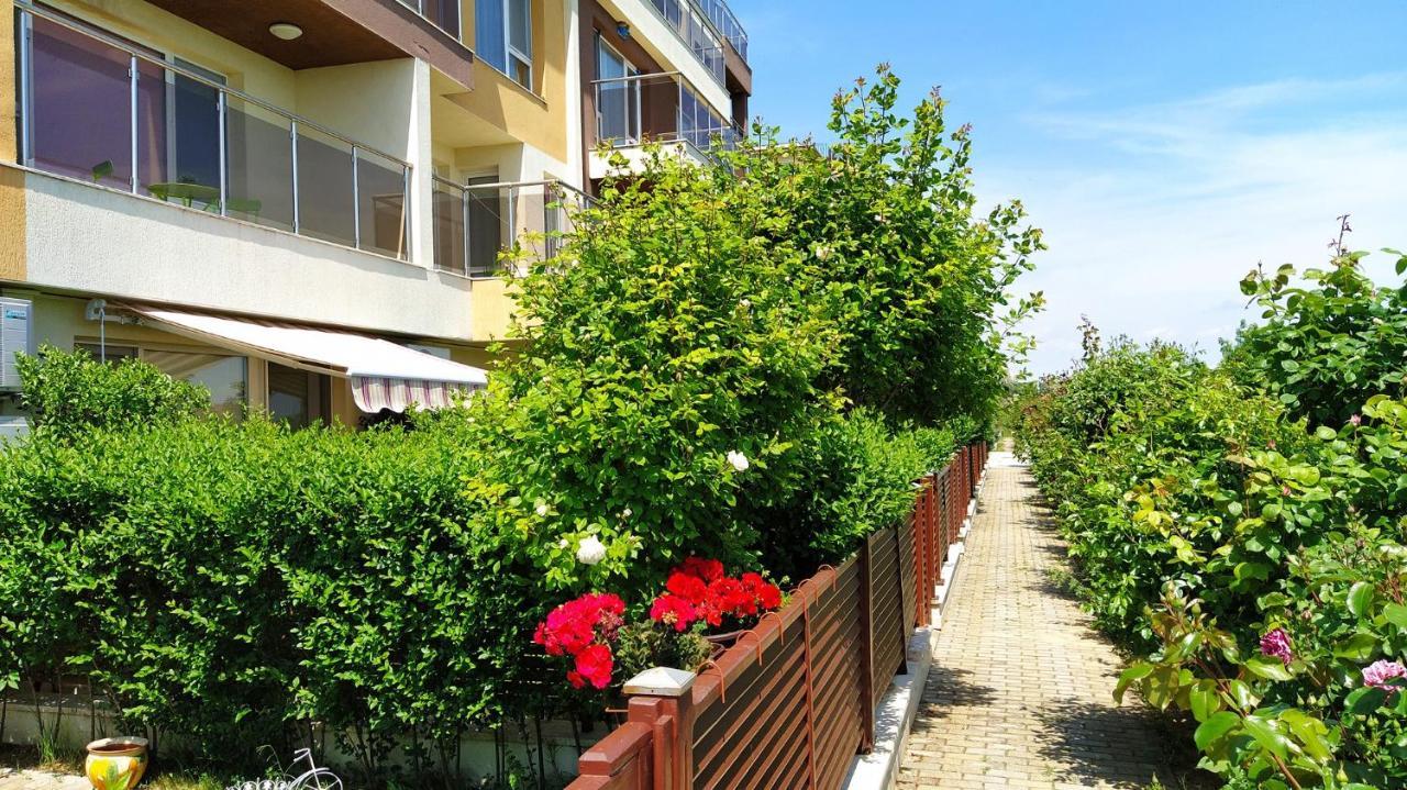 Byala-Apartment-Valmira Bjala Eksteriør bilde