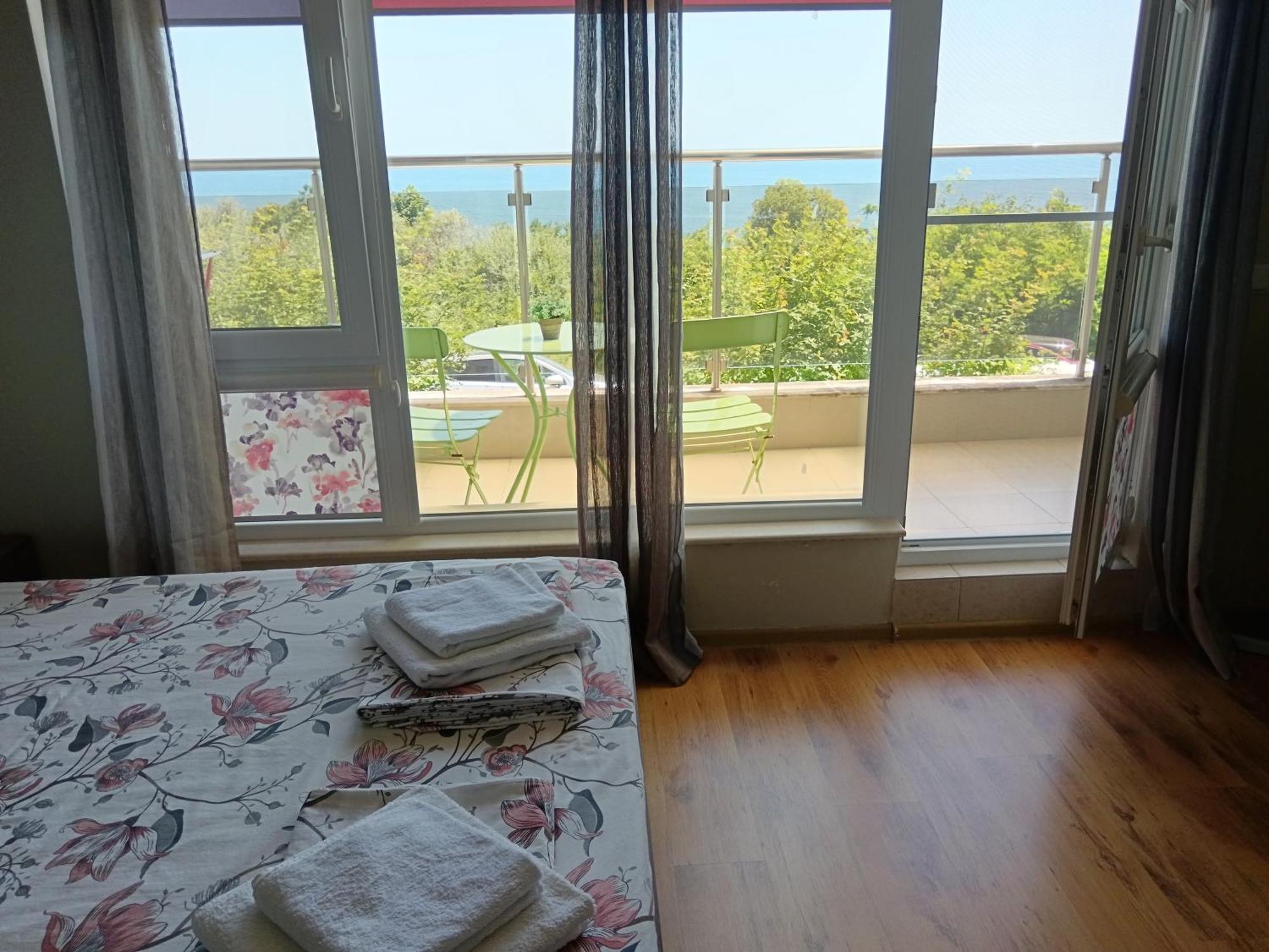 Byala-Apartment-Valmira Bjala Eksteriør bilde